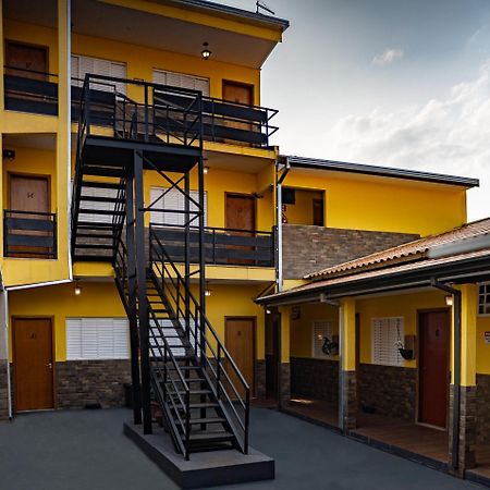 Hotel Nixon Proximo, Rodoviaria, Prefeitura E A Matriz Central Itai  Екстер'єр фото