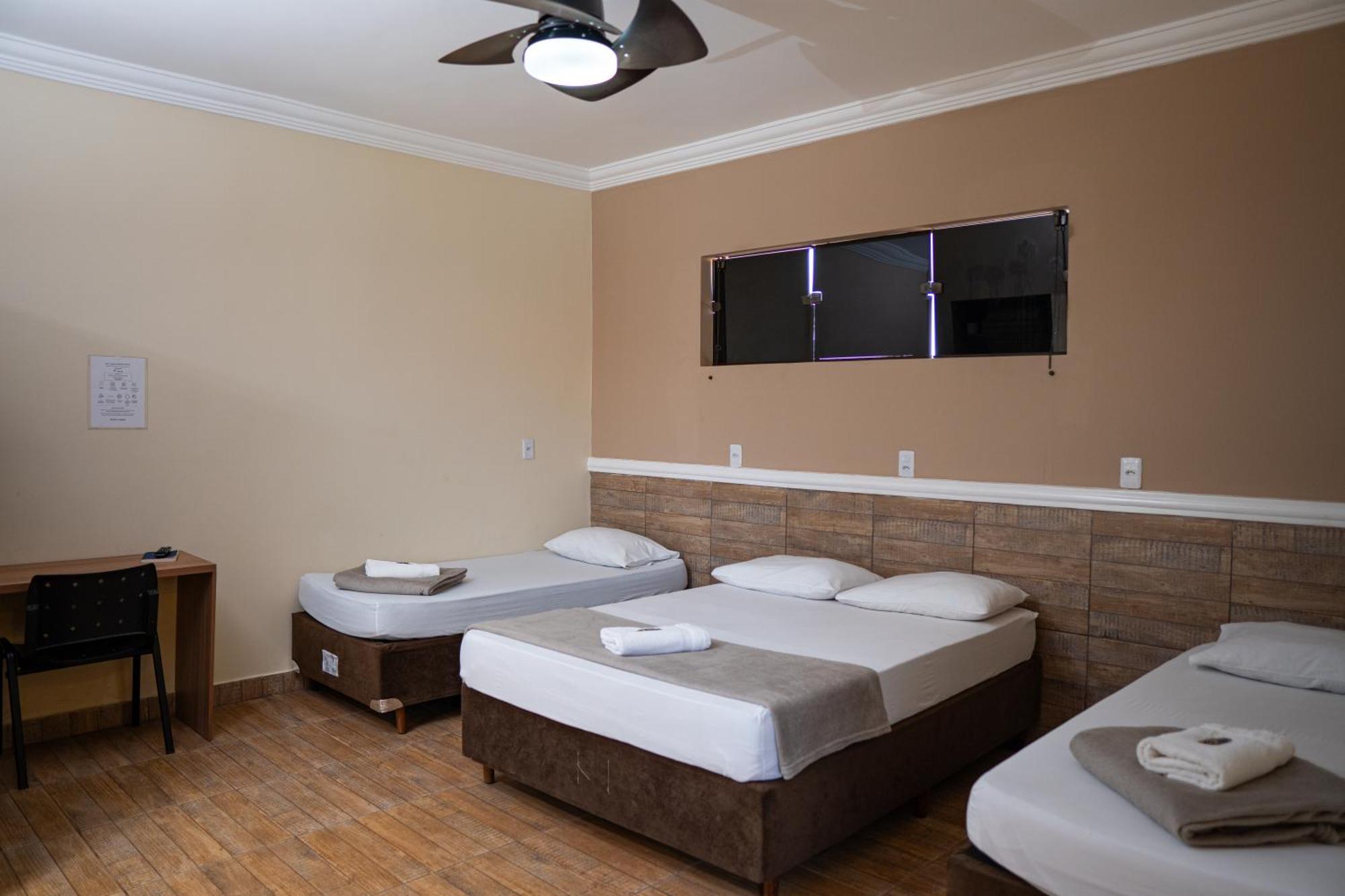 Hotel Nixon Proximo, Rodoviaria, Prefeitura E A Matriz Central Itai  Екстер'єр фото