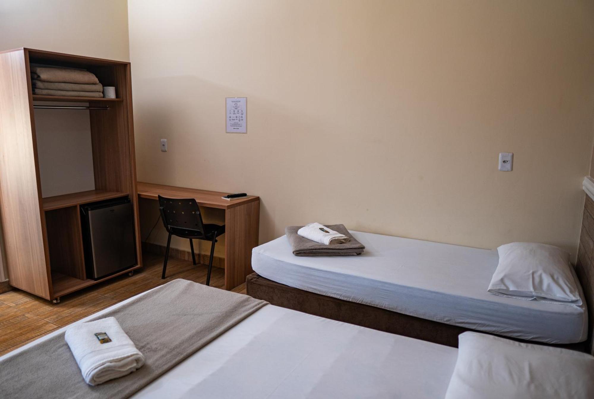 Hotel Nixon Proximo, Rodoviaria, Prefeitura E A Matriz Central Itai  Екстер'єр фото